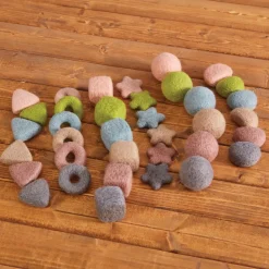 Feltala Loose Parts Set of 36